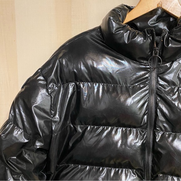 Fabletics Wander Puffer Jacket Size Large - Picture 13 of 14